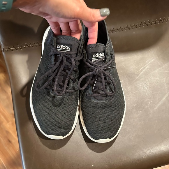 GUC! Adidas cloudfoam sneakers, size 8 1/2! - Picture 7 of 14